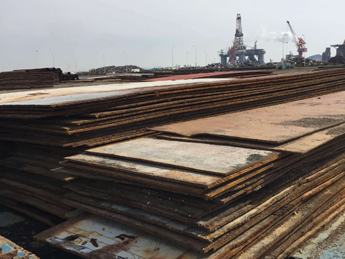 鋼板鋪路也是常見(jiàn)的一種鋪路方式，利用鋼板鋪路具有哪些意義？！